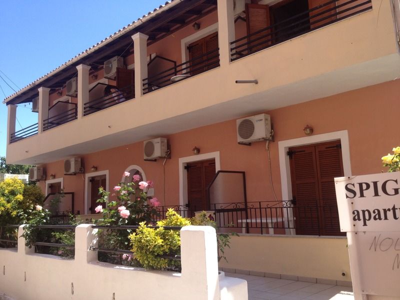 Spingos Hotel Roda  Luaran gambar