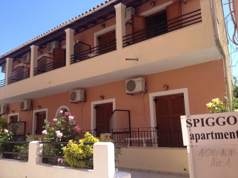 Spingos Hotel Roda  Luaran gambar