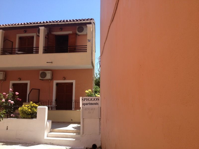 Spingos Hotel Roda  Luaran gambar