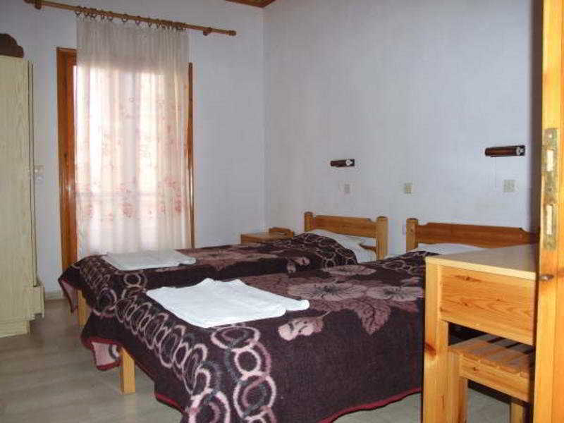 Spingos Hotel Roda  Luaran gambar