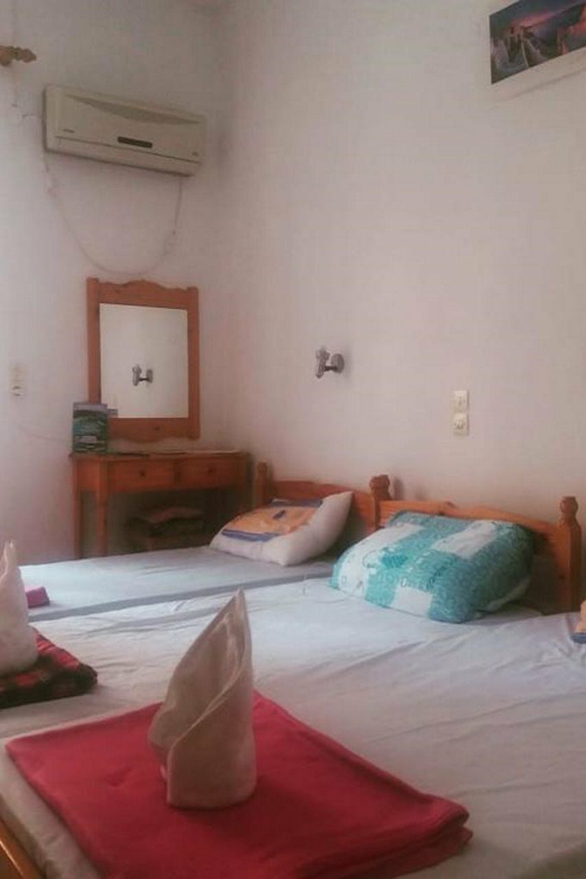 Spingos Hotel Roda  Luaran gambar