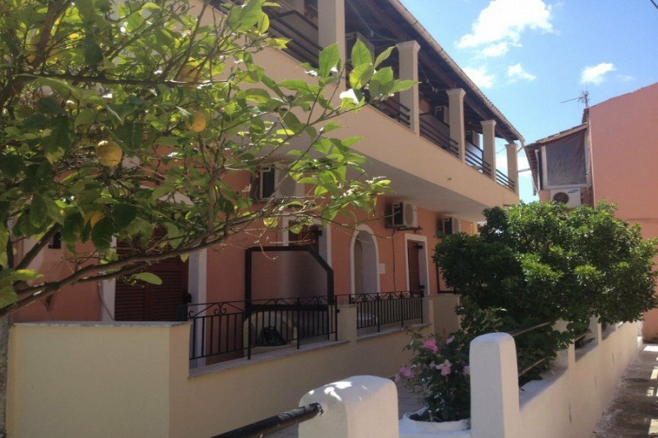 Spingos Hotel Roda  Luaran gambar